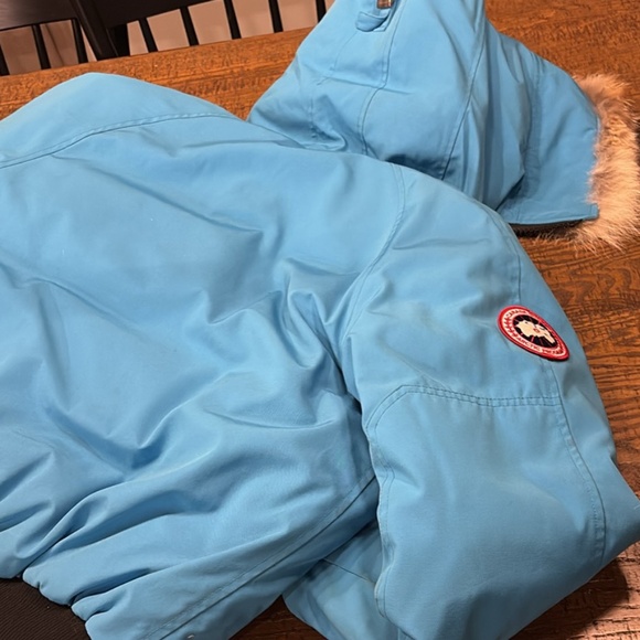 Canada Goose Women’s Chilliwack Bomber size M - Picture 5 of 6